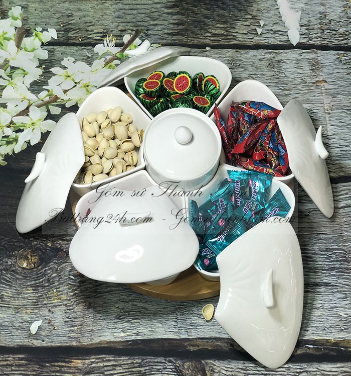 Xưởng sản xuất khay đựng mứt tết kiểu dáng độc đáo, đẹp mắt gốm sứ Bát Tràng cao cấp, chất lượng tốt nhất, giá rẻ