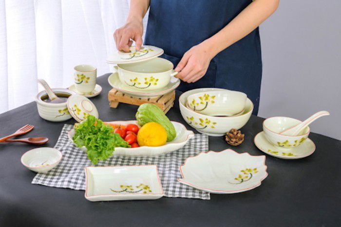 Trầm trồ trước 20 mẫu bát đĩa đẹp nhất từ làng gốm Bát Tràng Trầm trồ trước 20 mẫu bát đĩa đẹp nhất từ làng gốm Bát Tràng
