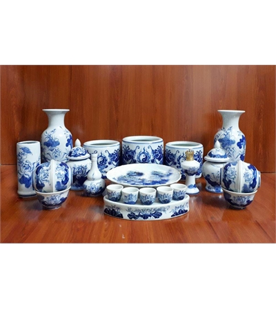 Bộ đồ thờ 3 bát hương gốm sứ Bát Tràng đầy đủ men Xanh lam cỡ nhỏ